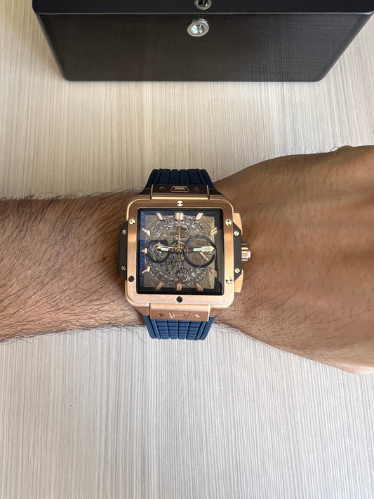 HUBLOT SQUARE BANG ROSE AZUL 42MM