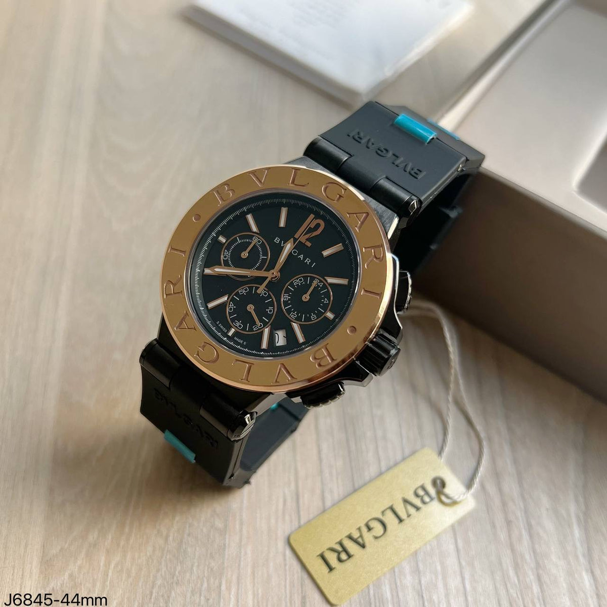 BVLGARI TITANIUM PRETO ROSE 44MM