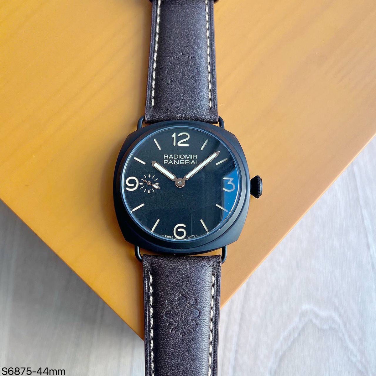 PANERAI RADIOMIR PRETO COURO 44MM