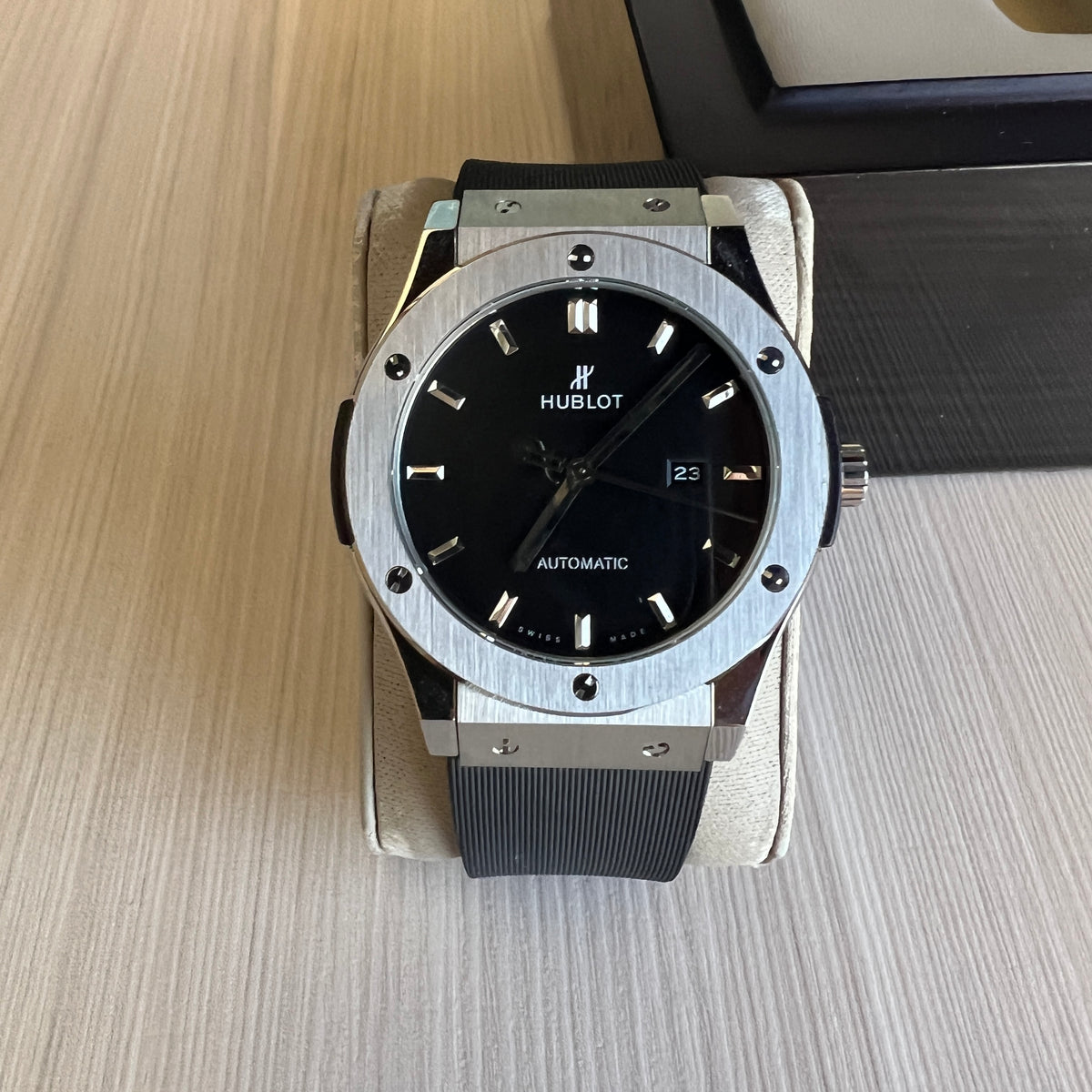 HUBLOT CLASSIC FUSION PRATA BORRACHA AUTOMÁTICO 44MM