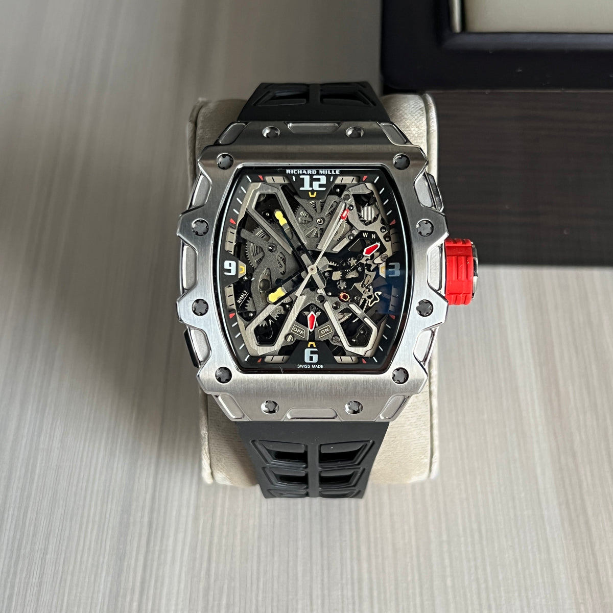 RICHARD MILLE PRATA VERMELHO 47MM