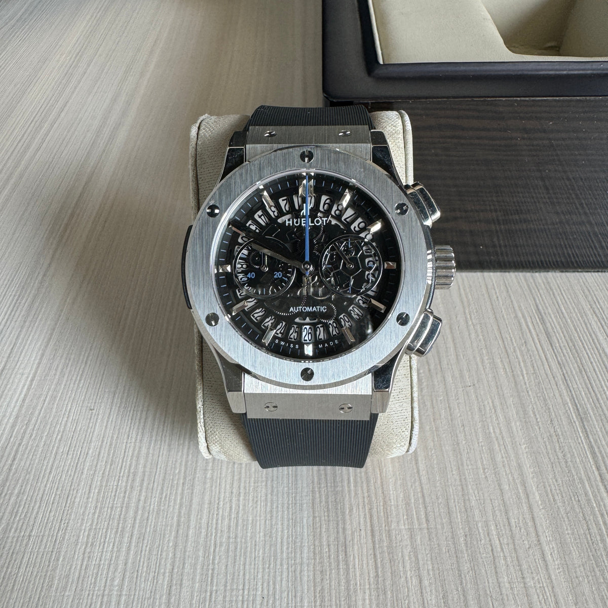 HUBLOT CLASSIC FUSION PRATA  42MM