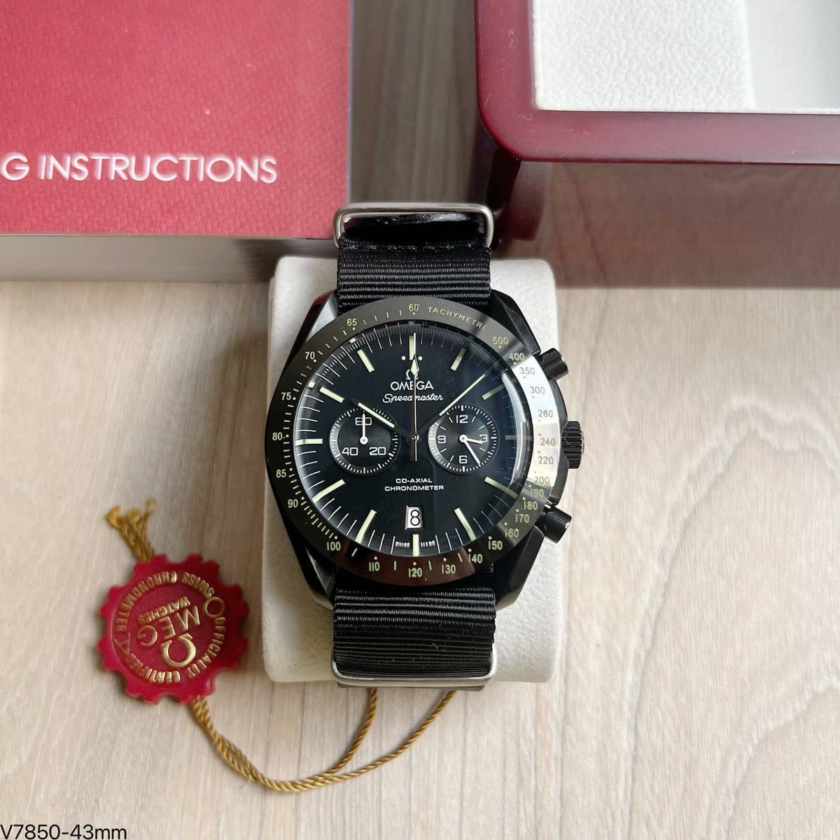 OMEGA SPEEDMASTER PRETO NYLON 43MM