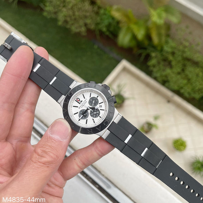 BVLGARI TITANIUM BRANCO BORRACHA 44MM