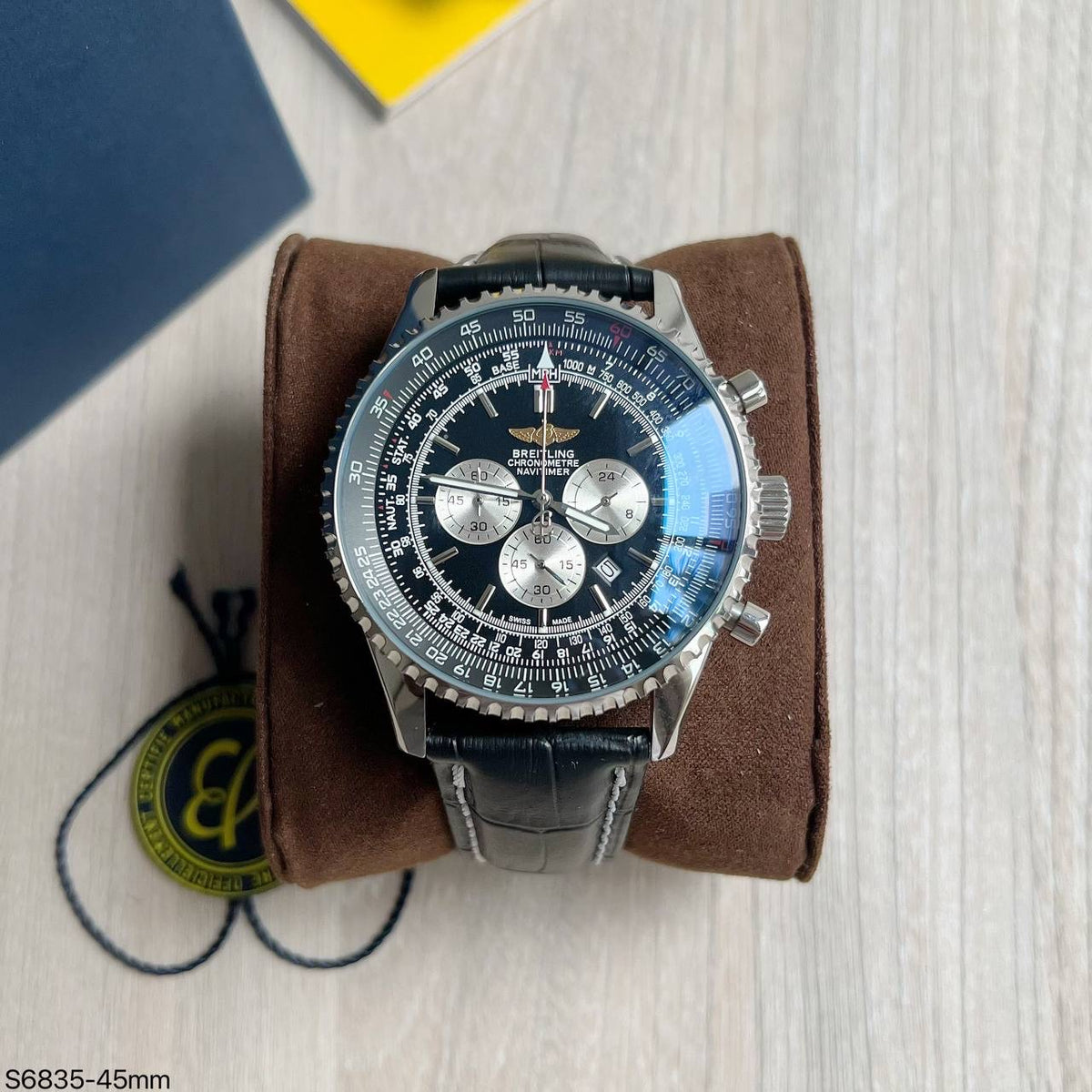 BREITLING NAVITIMER PRETO COURO 46MM