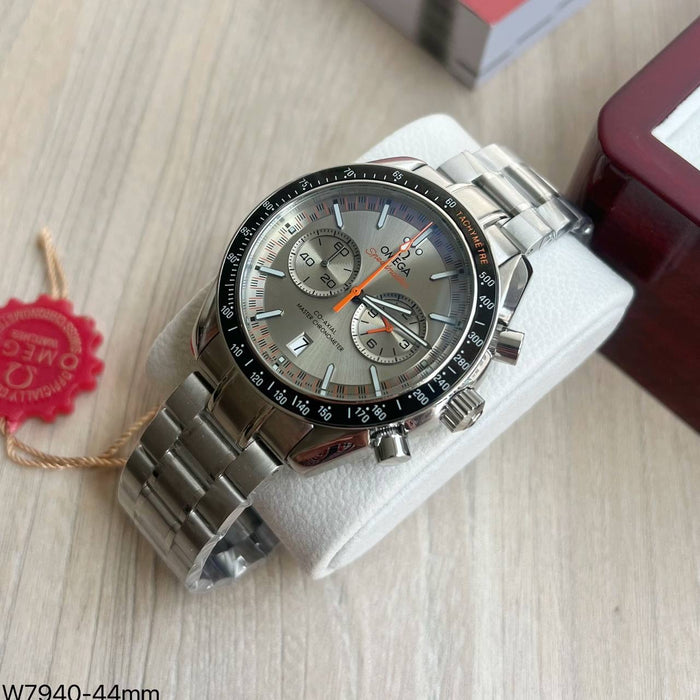OMEGA SPEEDMASTER PRATA 44MM