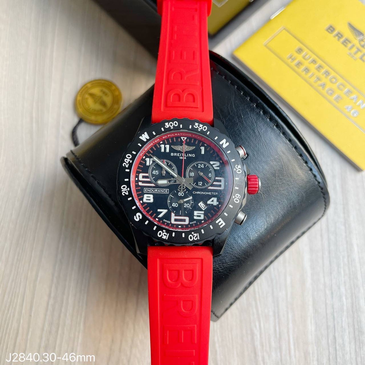BREITLING ENDURANCE PRETO VERMELHO 46MM