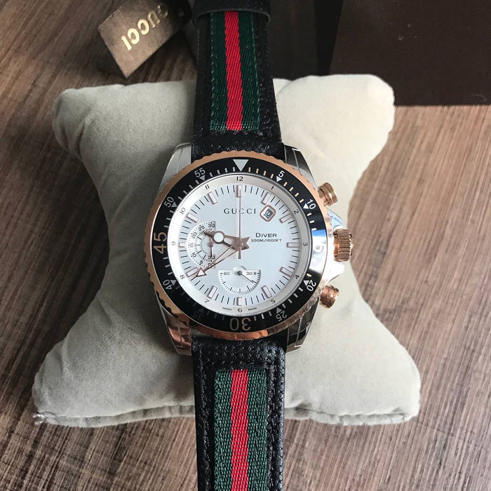 GUCCI ROSE PULSEIRA COURO 43MM