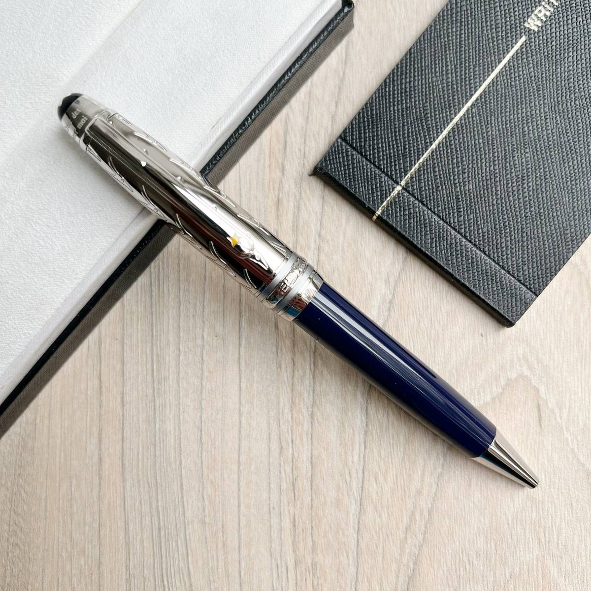 CANETA MONT BLANC PRATA AZUL