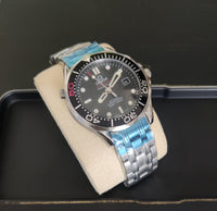 OMEGA SEAMASTER 007 PRETO 42MM