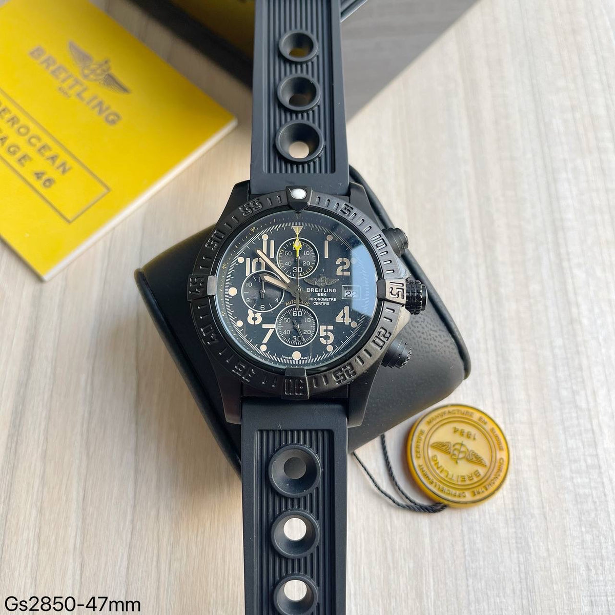 BREITLING AVENGER PRETO 47MM
