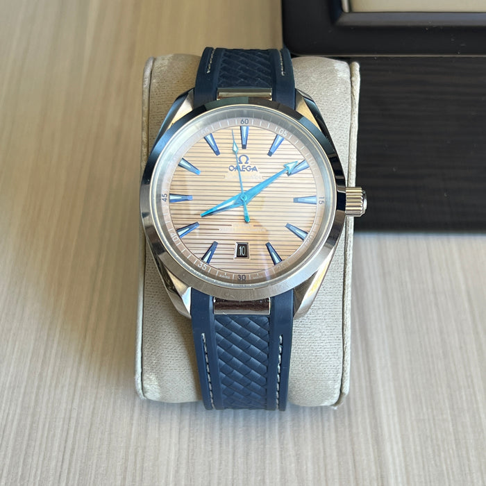 OMEGA SEAMASTER AQUATERRA AZUL BORRACHA 41MM
