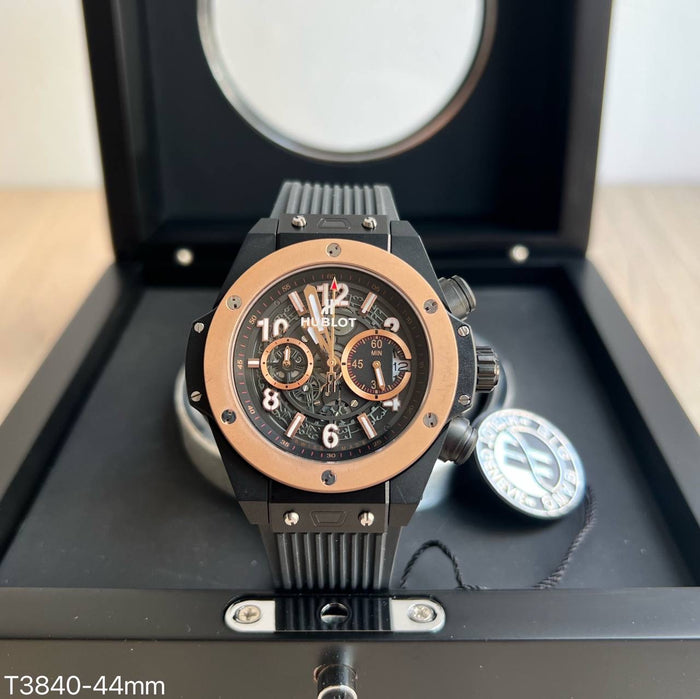 HUBLOT BIG BANG UNICO PRETO ROSE 44MM