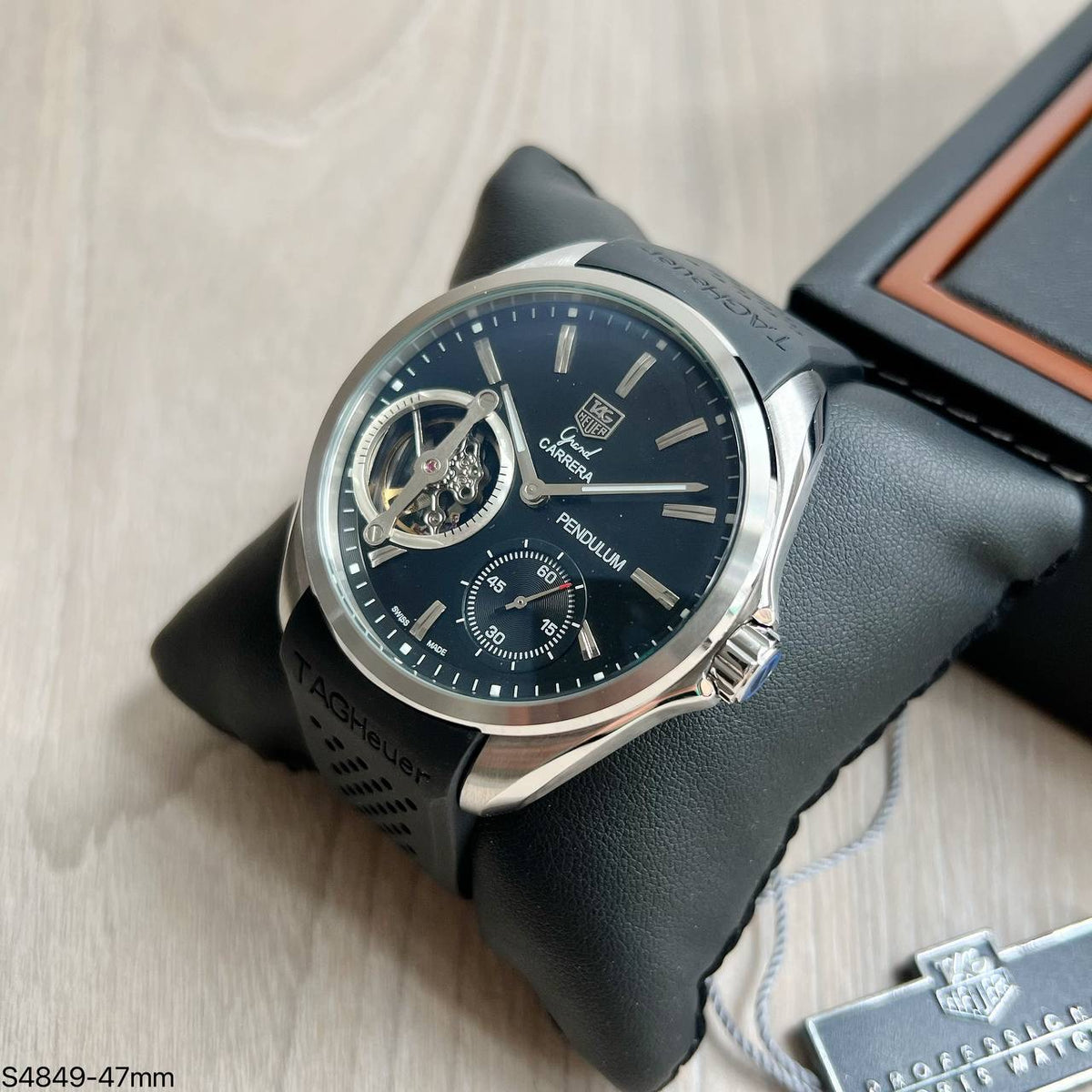 TAG HEUER PENDULUM PRATA 47MM