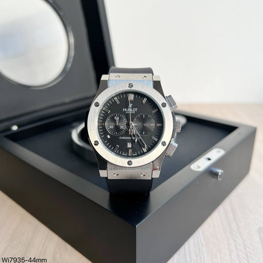HUBLOT CLASSIC FUSION PRATA 42MM