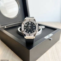HUBLOT CLASSIC PRATA BRILHANTES 37MM FEMININO