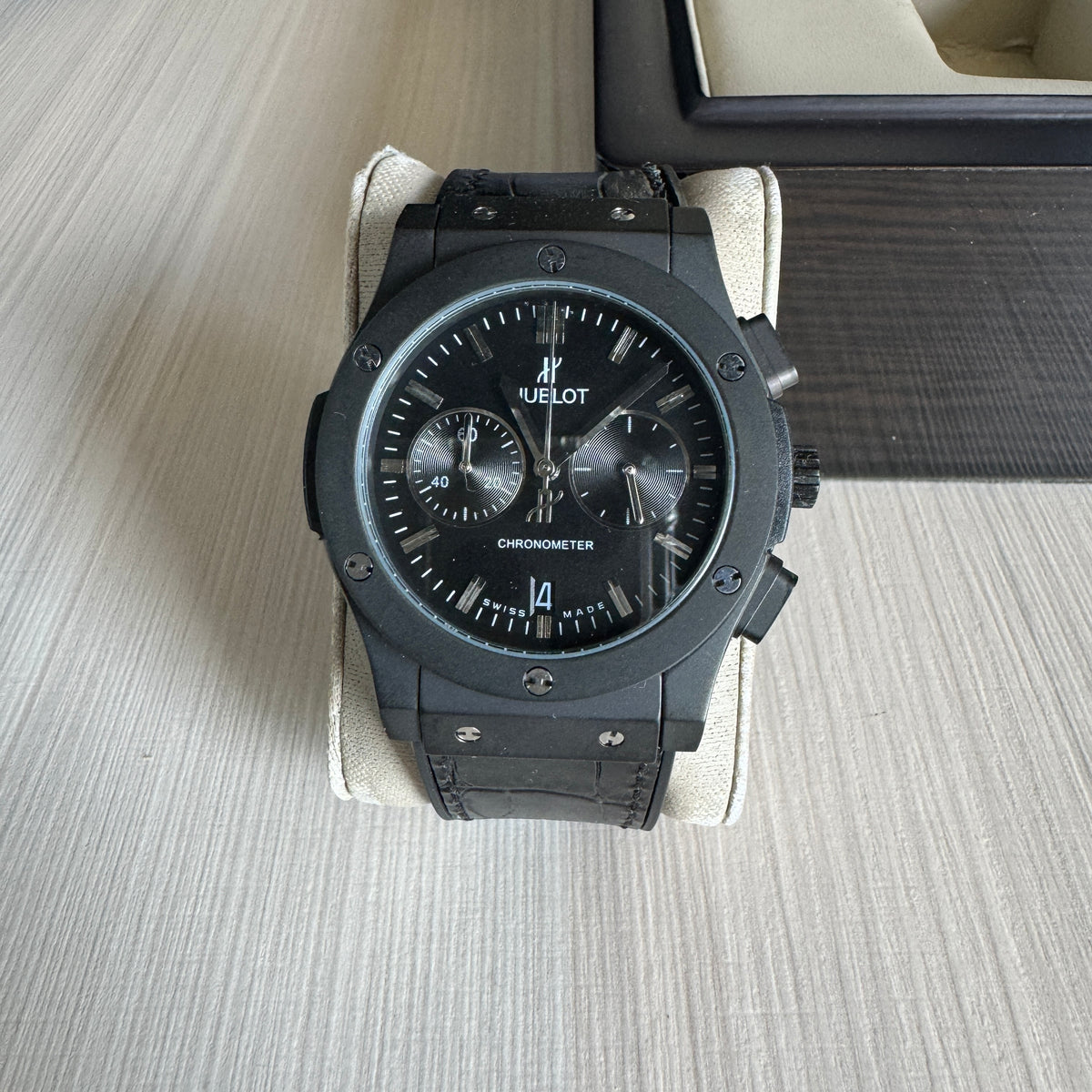 HUBLOT CLASSIC FUSION PRETO COURO 42MM