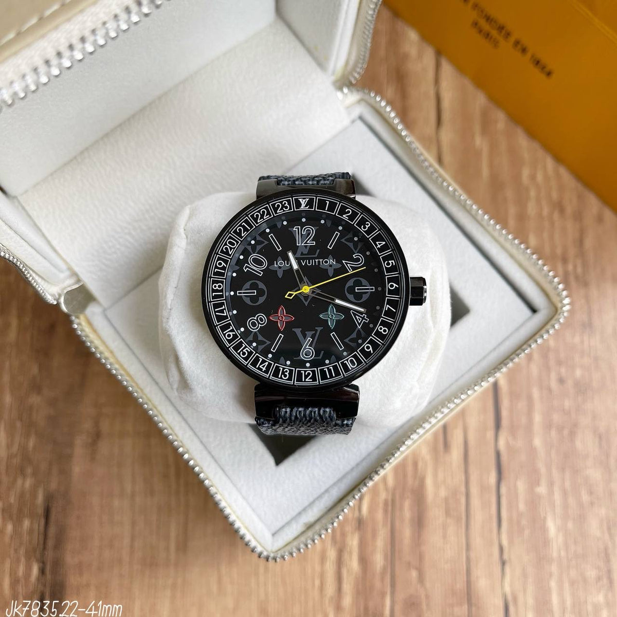 LOUIS VUITTON TAMBOUR PRETO COURO 41MM