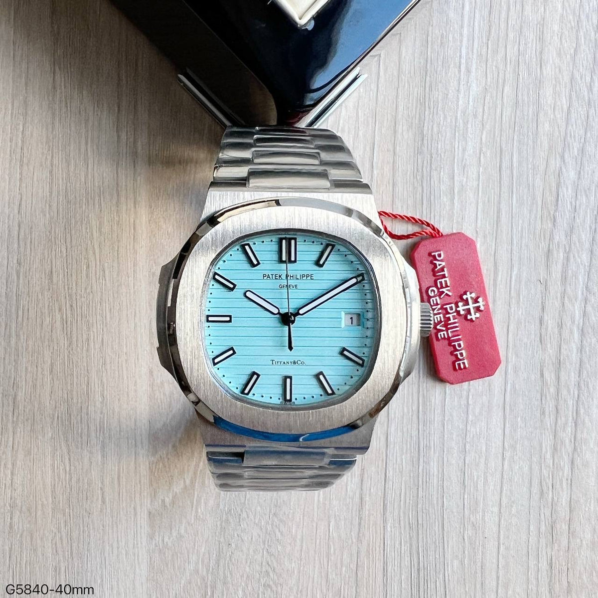 PATEK PHILIPPE NAUTILUS PRATA TIFFANY 40MM