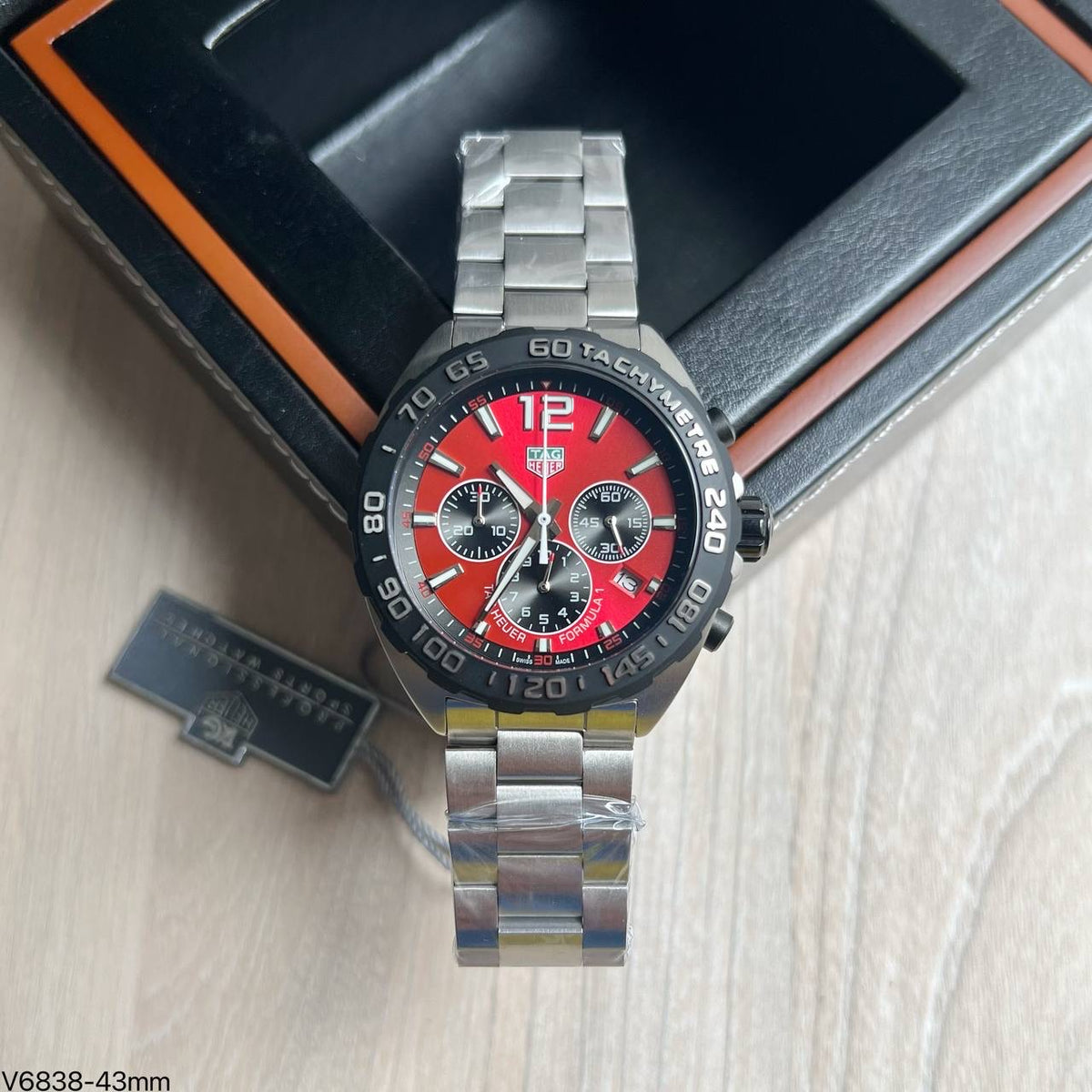 TAG HEUER F1 FORMULA 1 PRATA VERMELHO 43MM