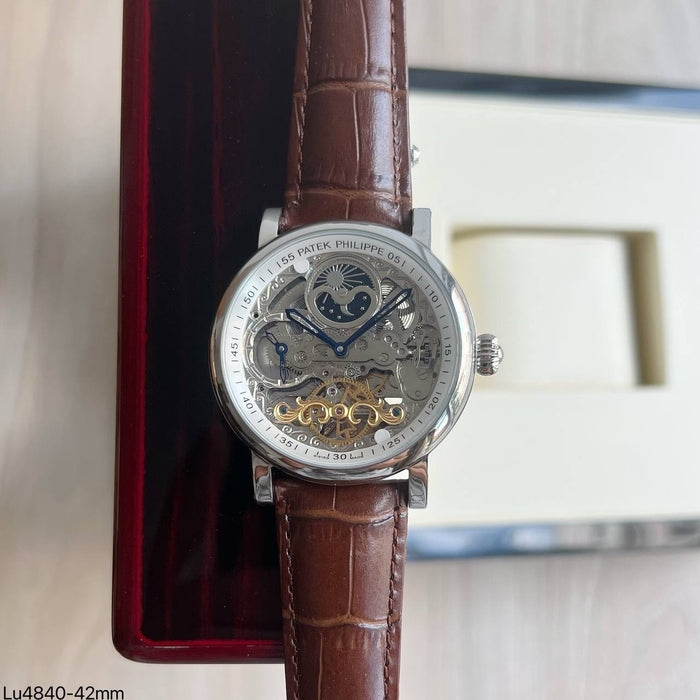 PATEK PHILIPPE ESQUELETO PRATA COURO 42MM