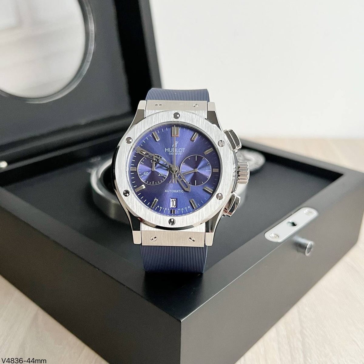 HUBLOT CLASSIC FUSION PRATA AZUL 44MM