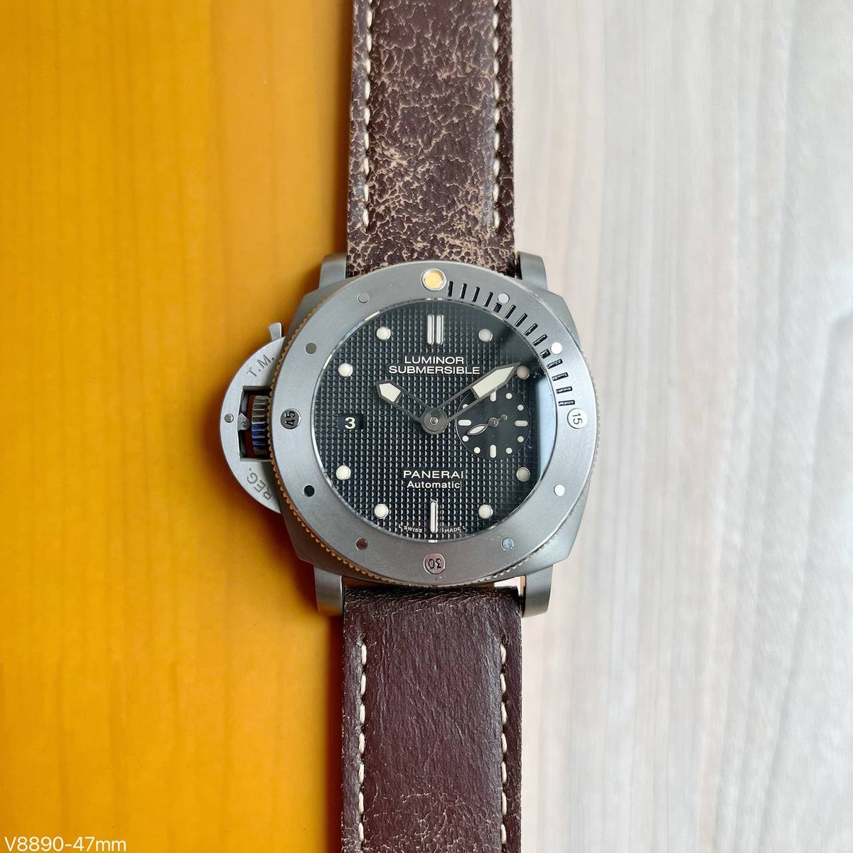 PANERAI LUMINOR SUBMERSIBLE PRATA COURO 47MM