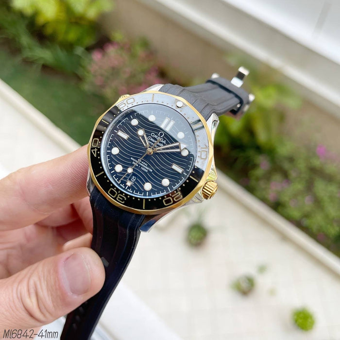 OMEGA SEAMASTER DIVER PRATA DOURADO PRETO 42MM