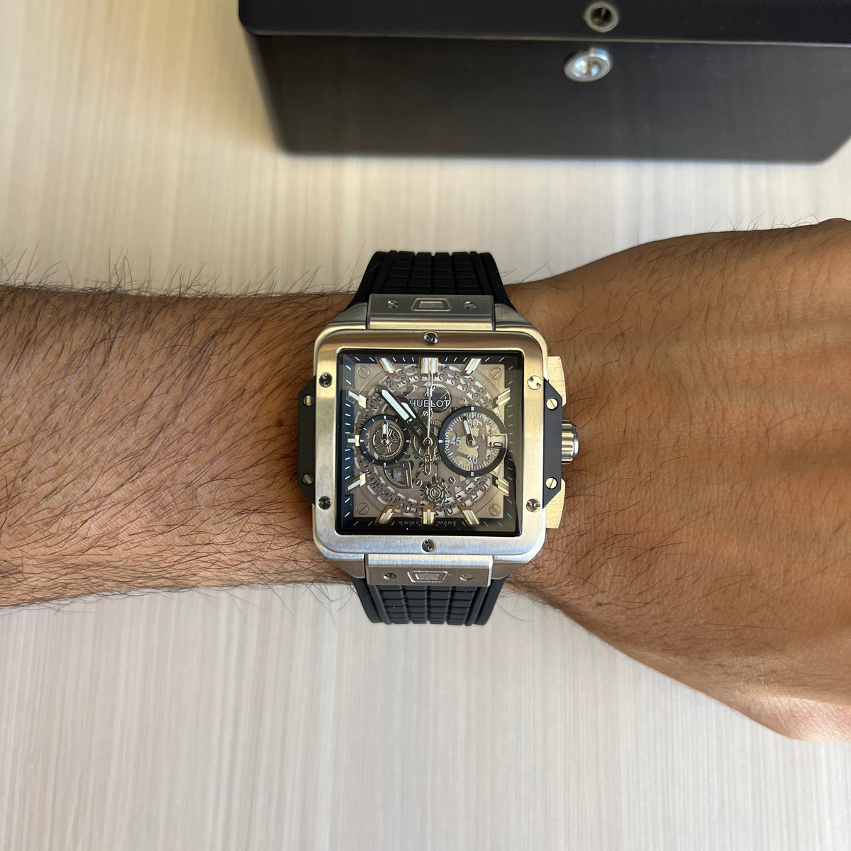 HUBLOT SQUARE BANG PRATA 42MM
