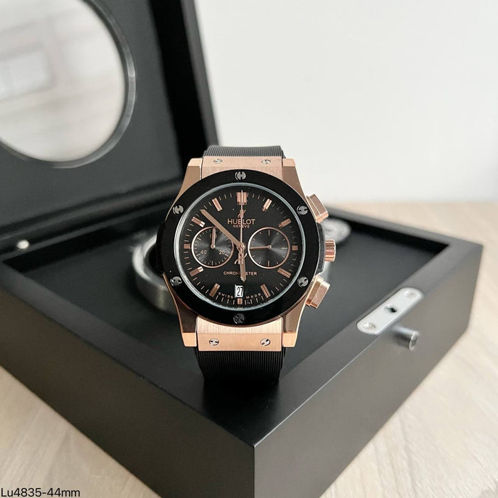 HUBLOT CLASSIC FUSION ROSE 44MM