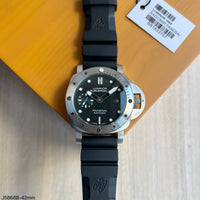 PANERAI LUMINOR SUBMERSIBLE PRATA BORRACHA 42MM