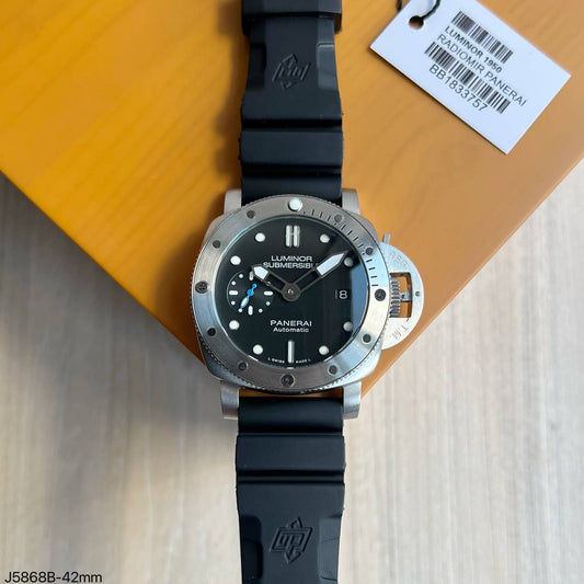 PANERAI LUMINOR SUBMERSIBLE PRATA BORRACHA 42MM