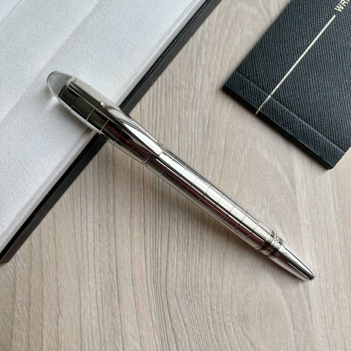 CANETA MONT BLANC PRATA