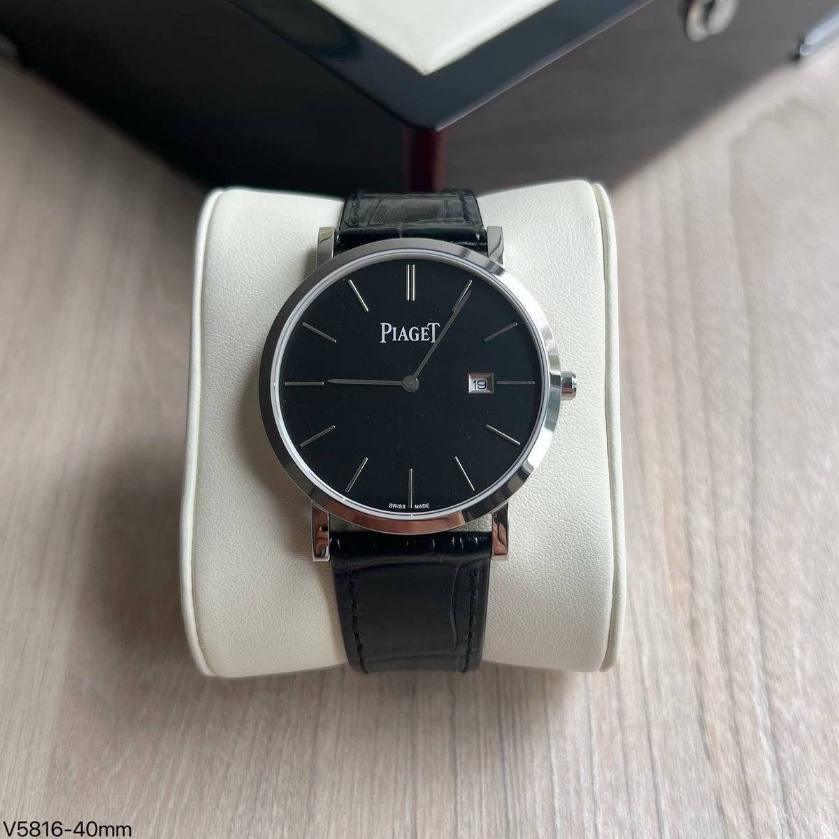 PIAGET MOEDA SLIM PRATA COURO 40MM