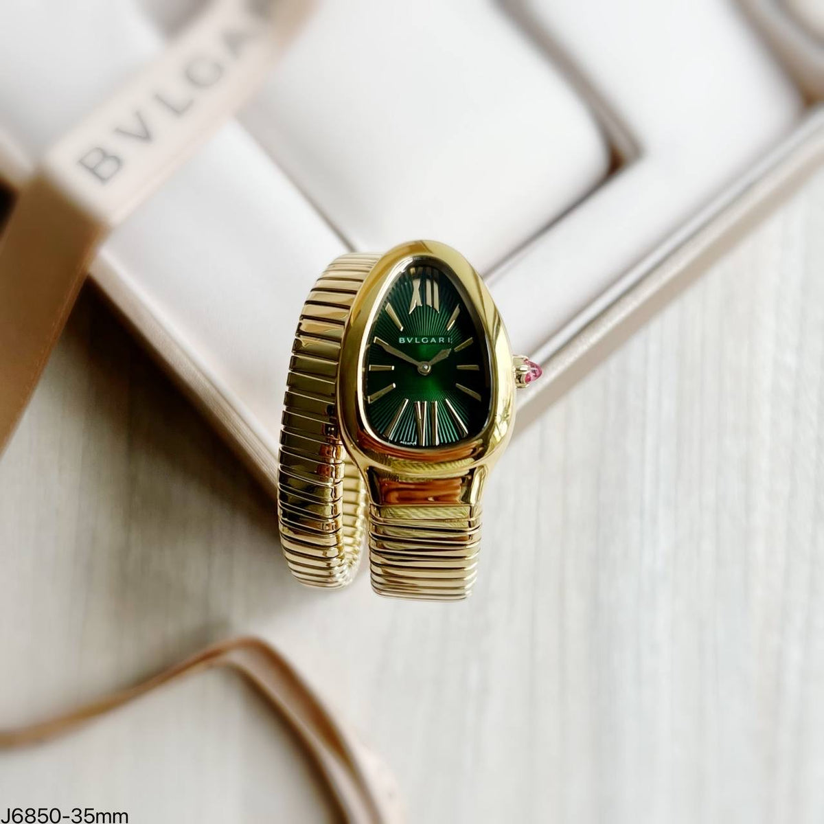 BVLGARI SERPENTE DOURADO VERDE 1 VOLTA  23MM X 35MM FEMININO