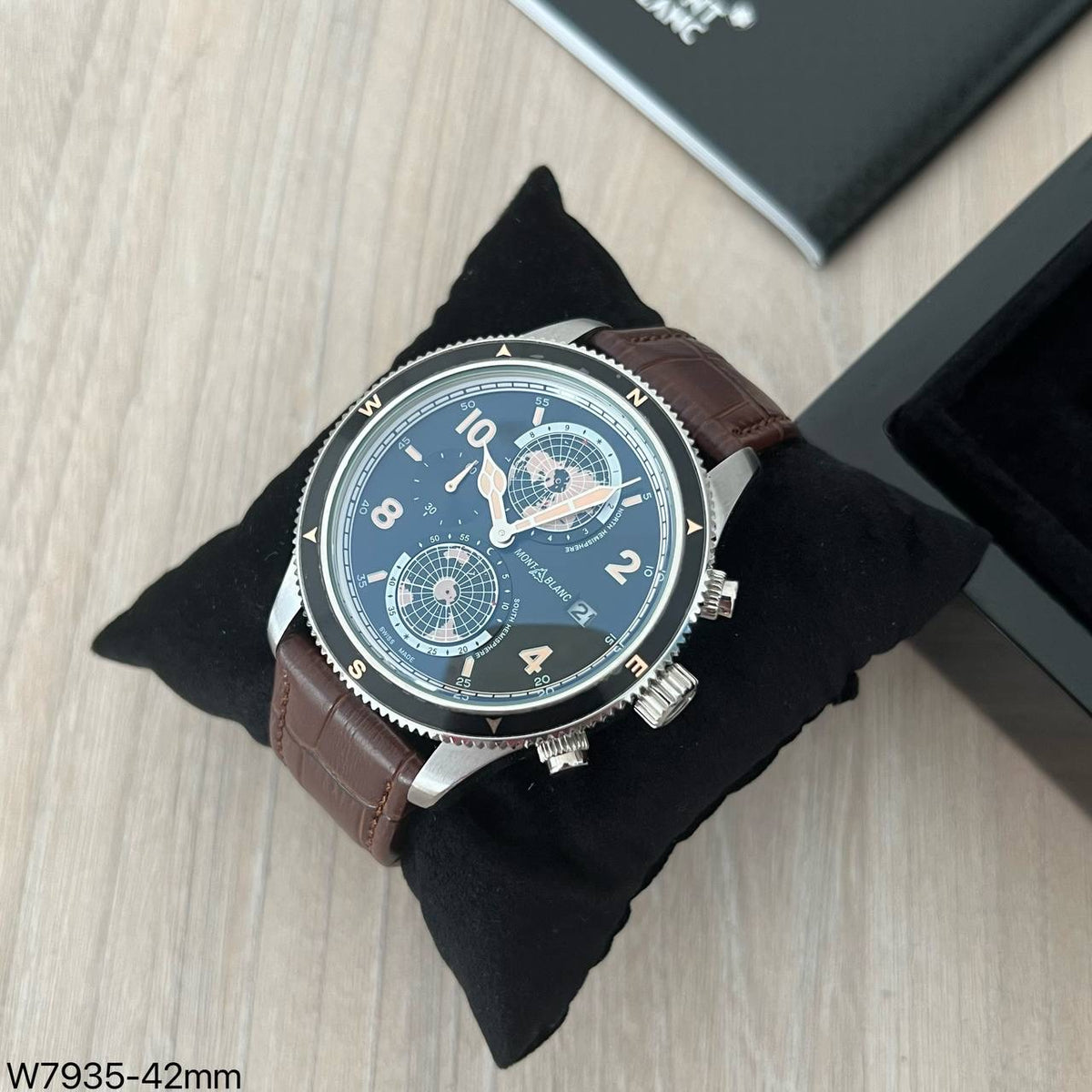 MONT BLANC PRATA COURO 42MM
