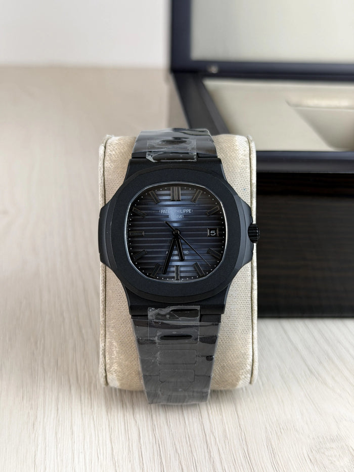 PATEK PHILIPPE NAUTILUS PRETO  AZUL 40MM