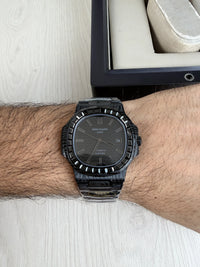 PATEK PHILIPPE NAUTILUS CARBON PRETO BRILHANTES 40MM
