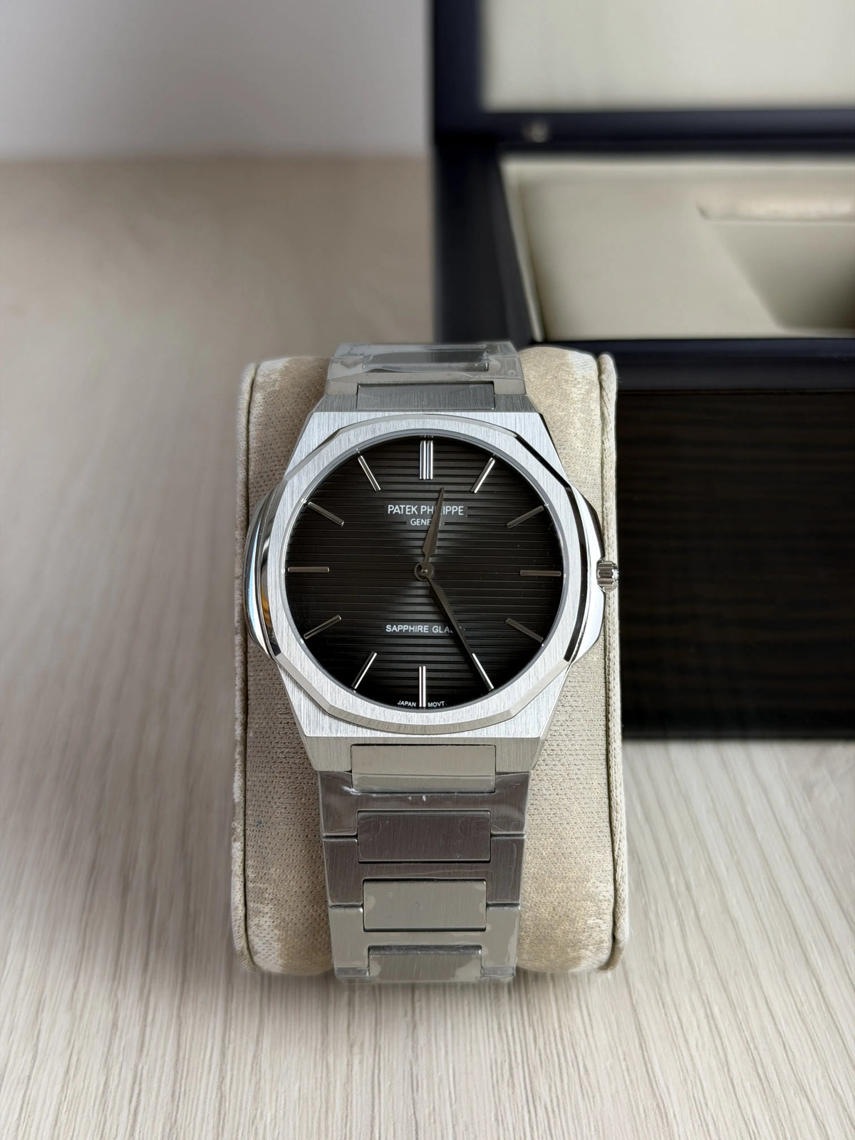 PATEK PHILIPPE MOEDA PRATA CINZA 42MM