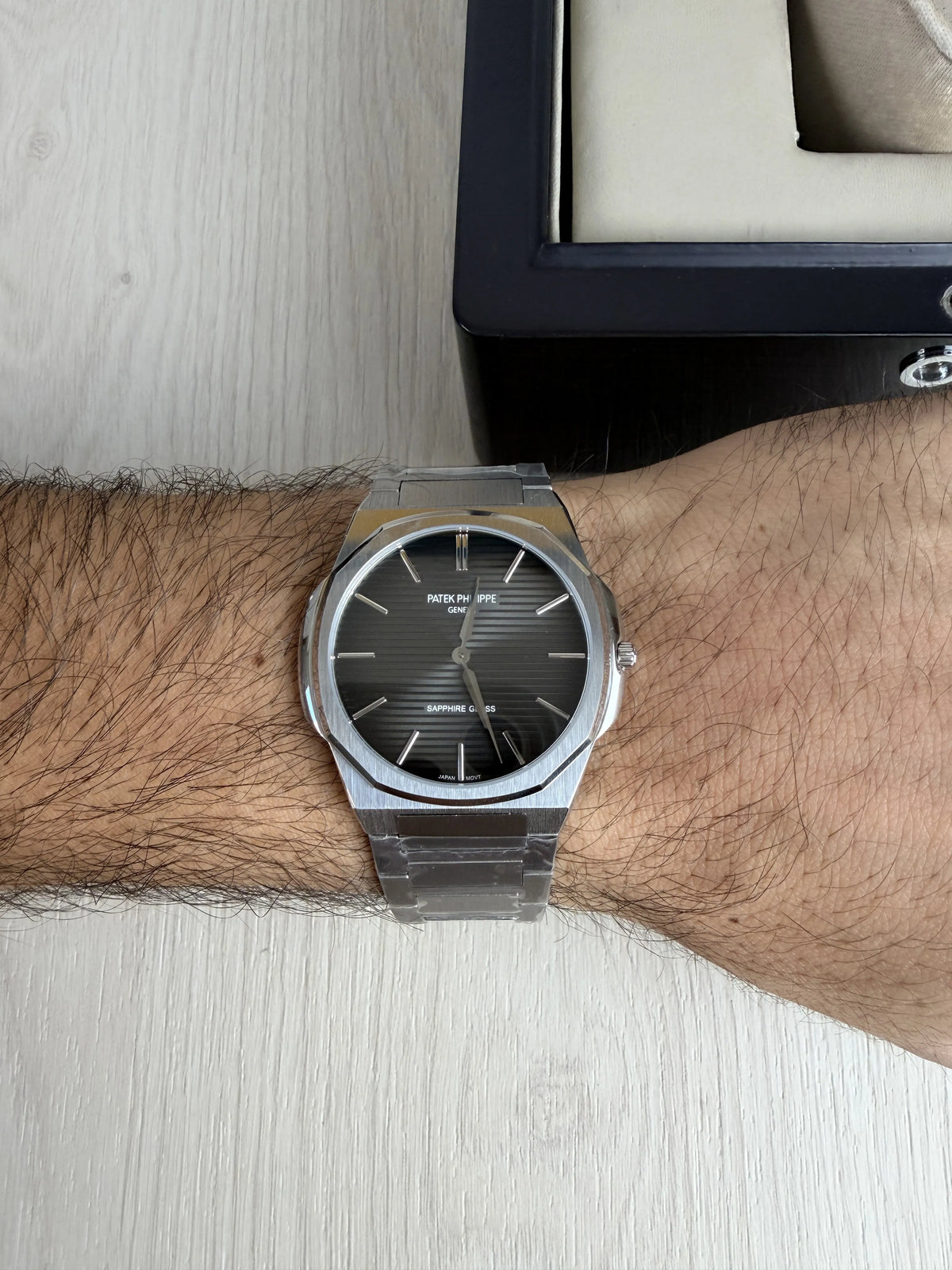 PATEK PHILIPPE MOEDA PRATA CINZA 42MM