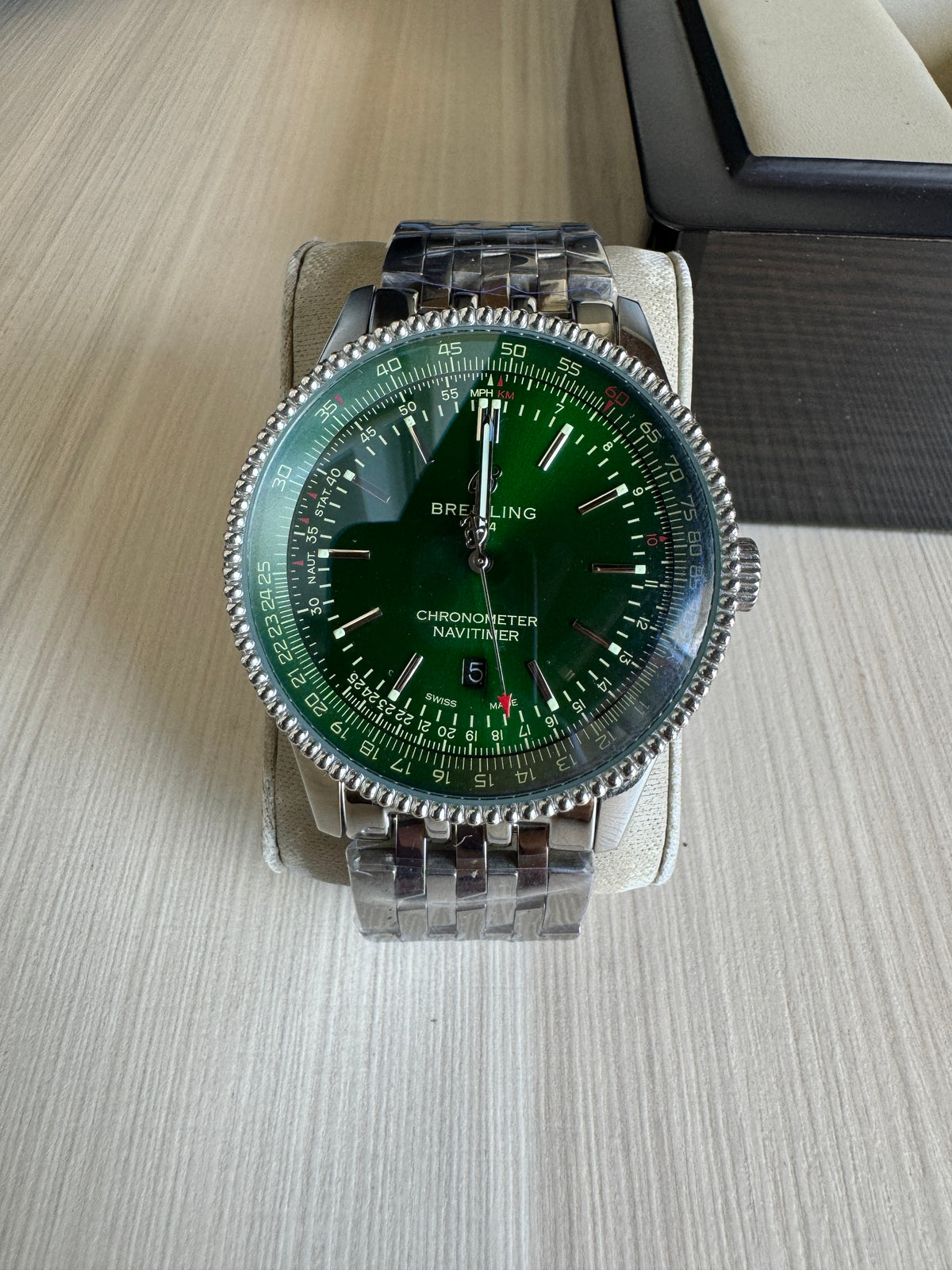 BREITLING NAVITIMER VERDE AUTOMÁTICO 46MM