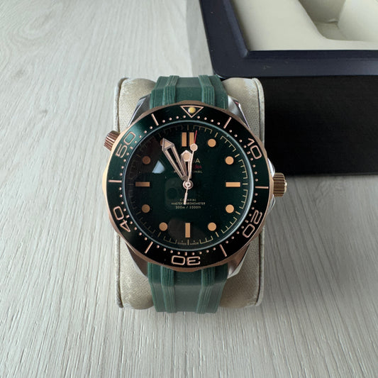 OMEGA SEAMASTER DIVER PRATA ROSE VERDE 42MM