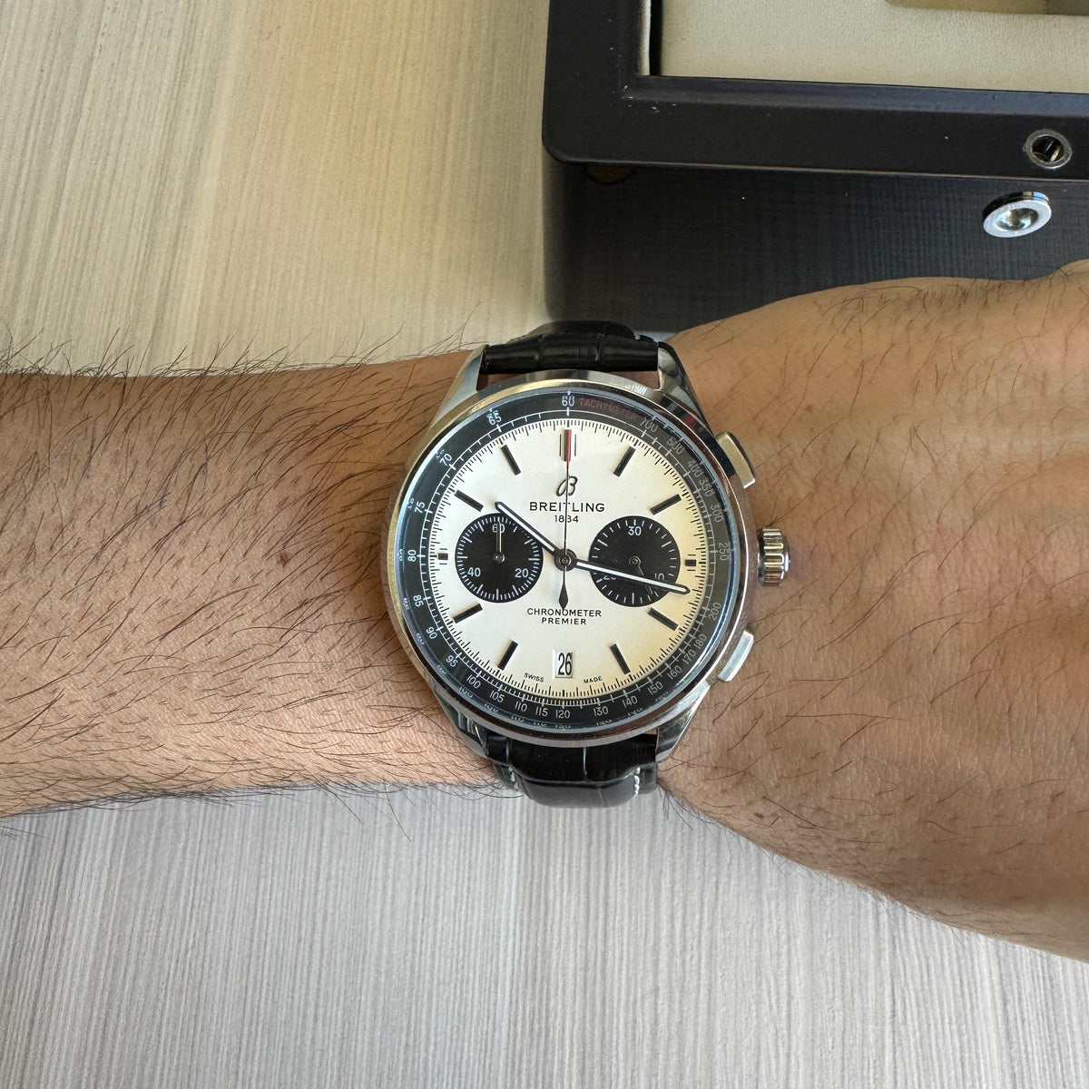 BREITLING PREMIER PRATA COURO 43MM