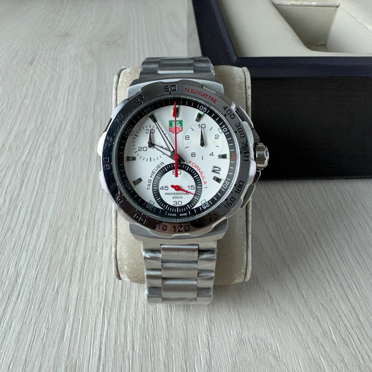 TAG HEUER F1 FORMULA 1 PRATA BRANCO 44MM