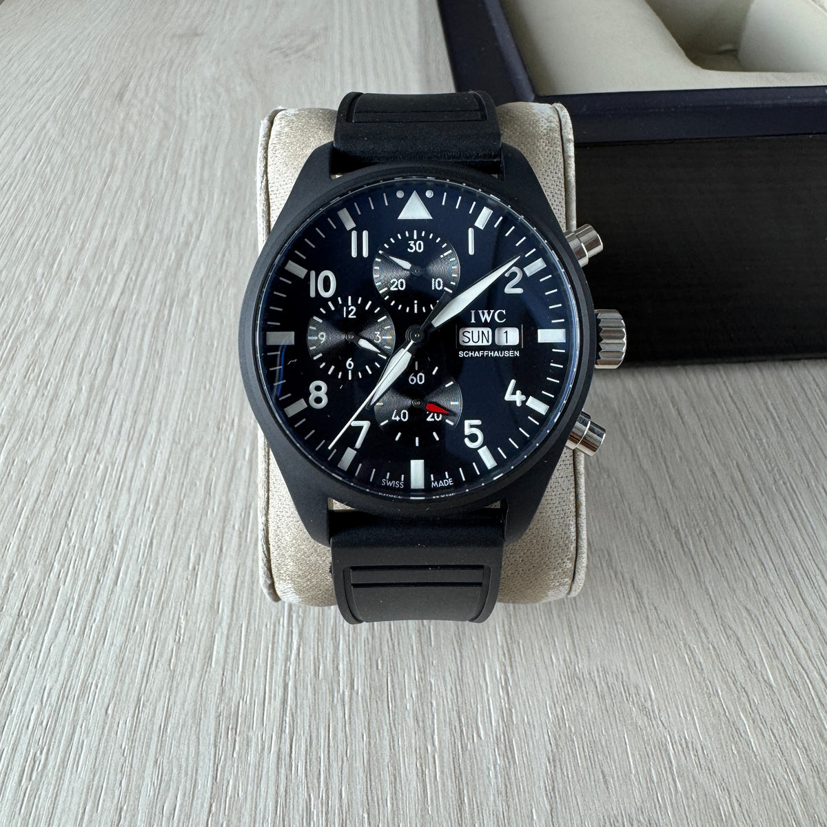 IWC TOP GUN PRETO AUTOMÁTICO 44MM