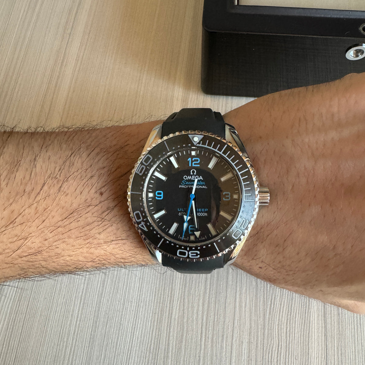 OMEGA SEAMASTER ULTRA DEEP AZUL 45MM