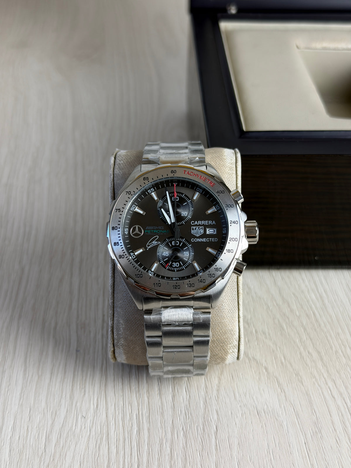 TAG HEUER CARRERA AMG PRATA CINZA 43MM