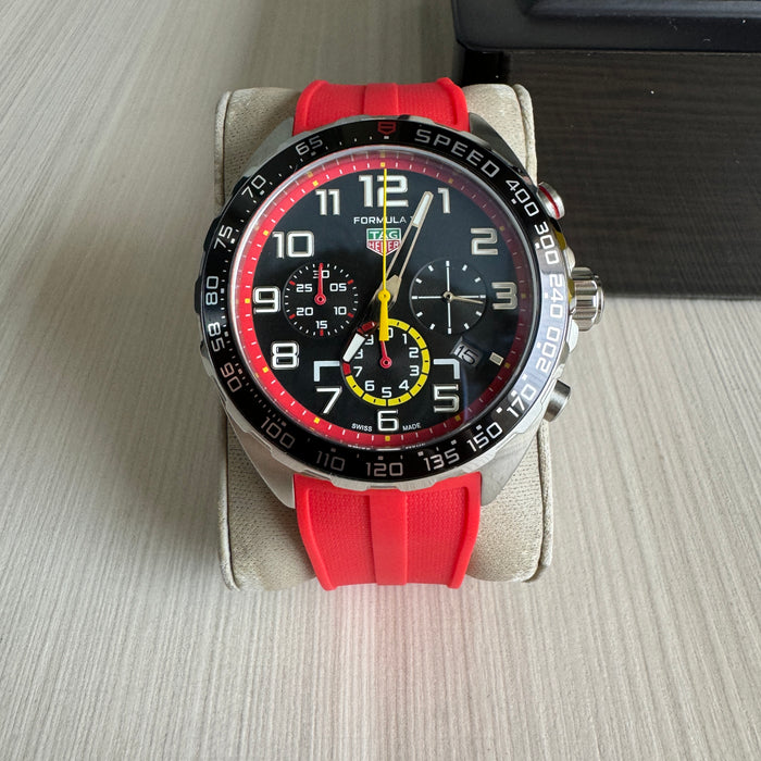 TAG HEUER F1 FORMULA 1 PRATA VERMELHO 43MM