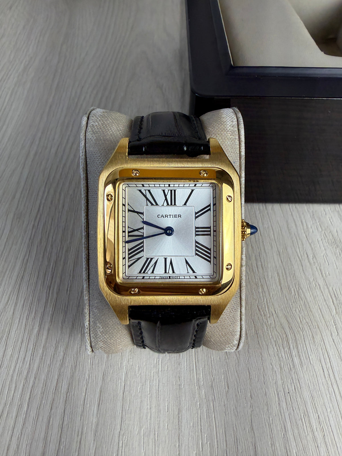 CARTIER SANTOS DUMONT DOURADO LARGE 31MM X 44MM