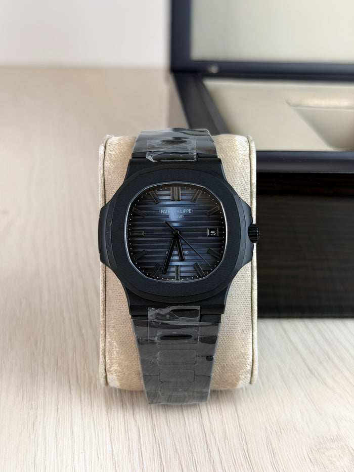 PATEK PHILIPPE NAUTILUS PRETO AZUL 40MM